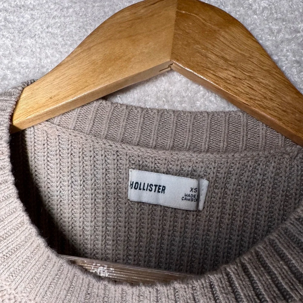Hollister Men's XS Cream Tan Ribbed Knit Crewneck Sweater Cotton Blend